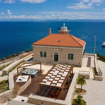 Luxury Lighthouse Vis-croatia Villa