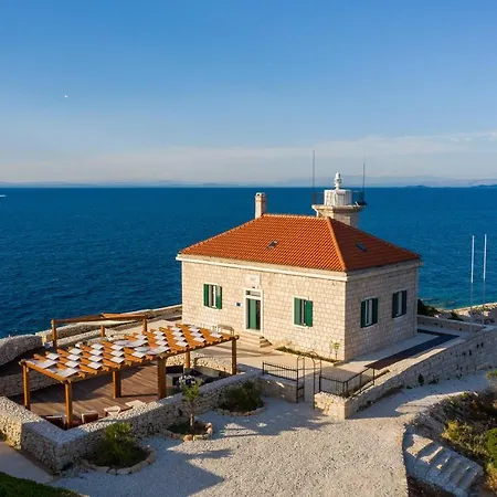 Villa Luxury Lighthouse Vis-croatia Vis