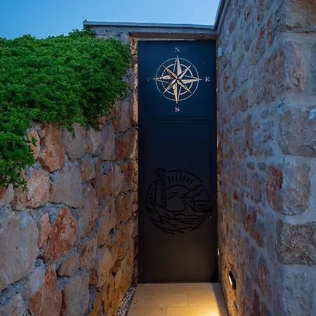 Villa Luxury Lighthouse Vis-croatia Vis