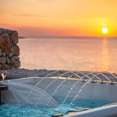 Villa Luxury Lighthouse Vis-croatia Vis