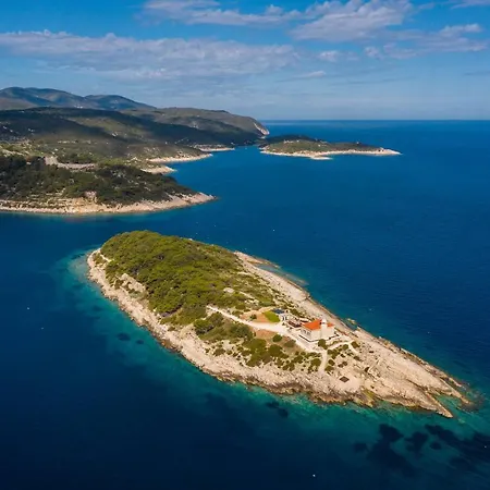 Villa Luxury Lighthouse Vis-croatia
