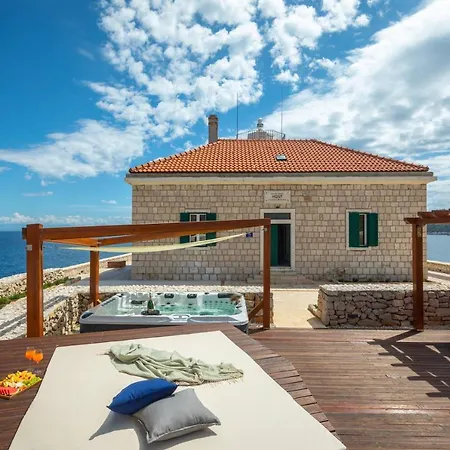 Luxury Lighthouse Vis-croatia Villa *