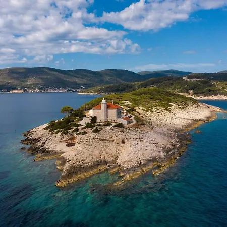 Villa Luxury Lighthouse Vis-croatia